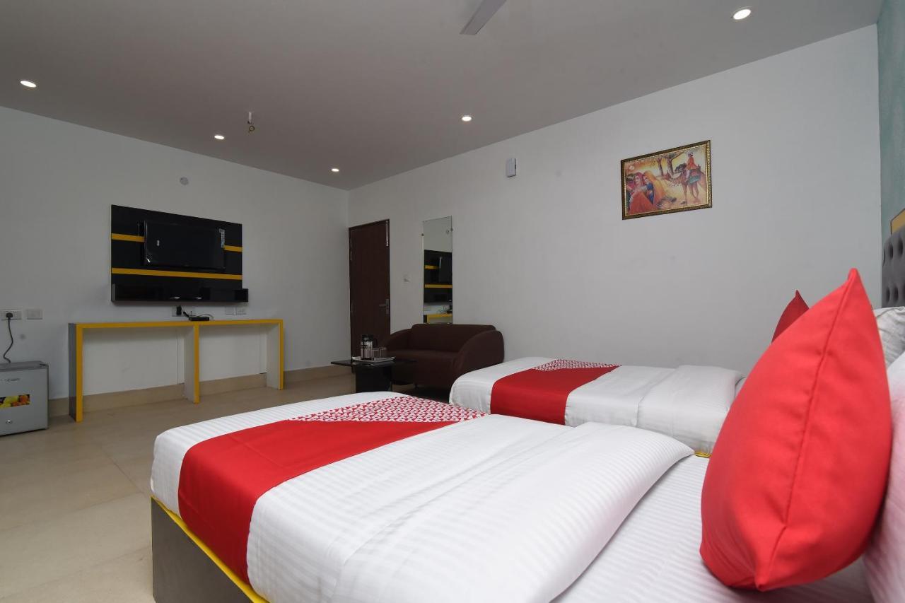 Capital O 13310 Noida Suites Exteriér fotografie