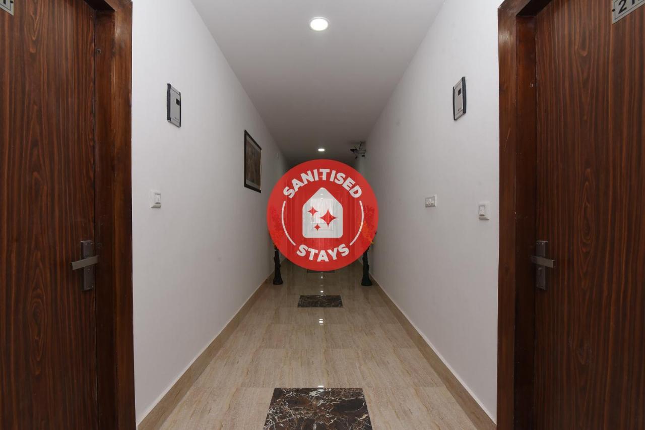 Capital O 13310 Noida Suites Exteriér fotografie