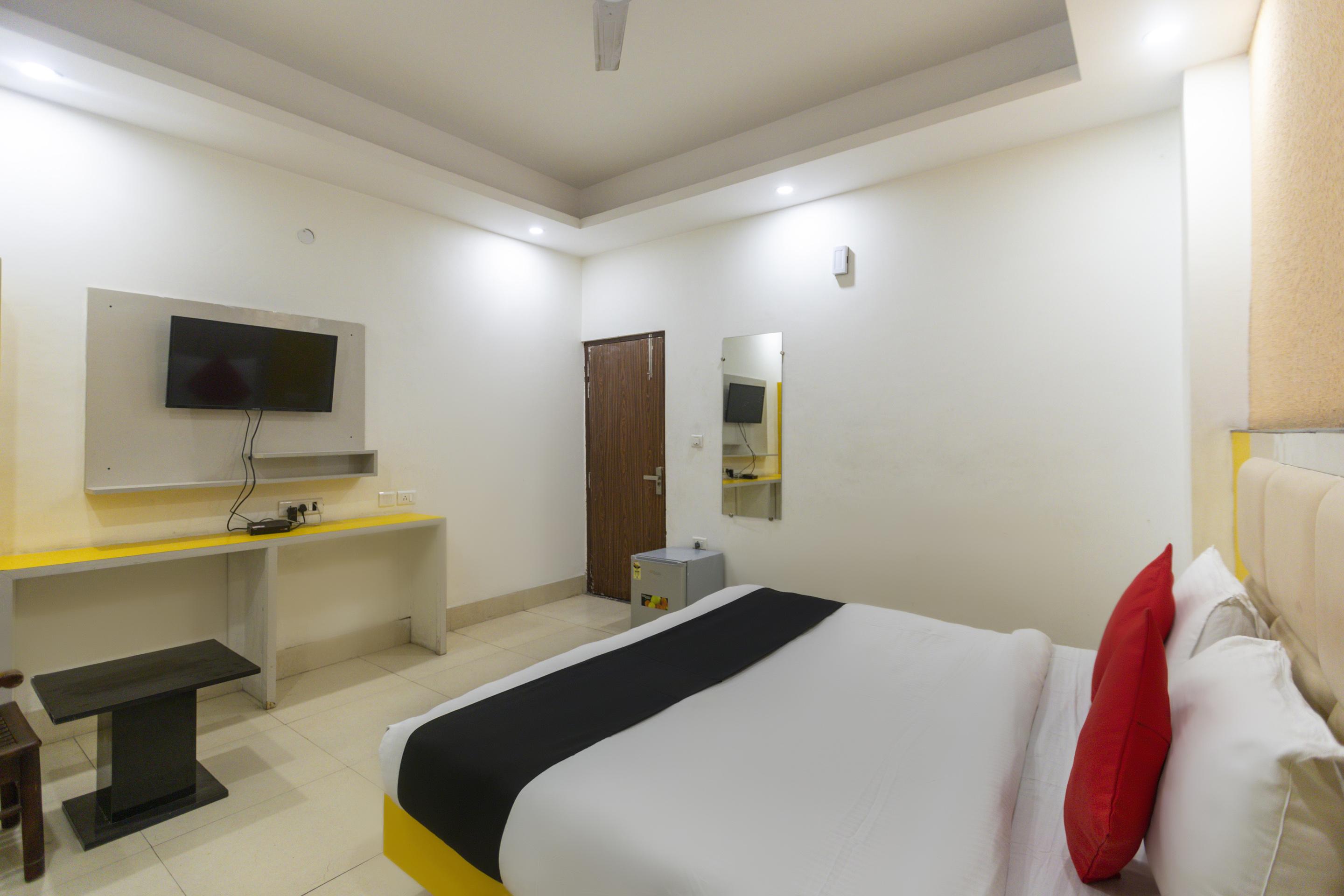 Capital O 13310 Noida Suites Exteriér fotografie