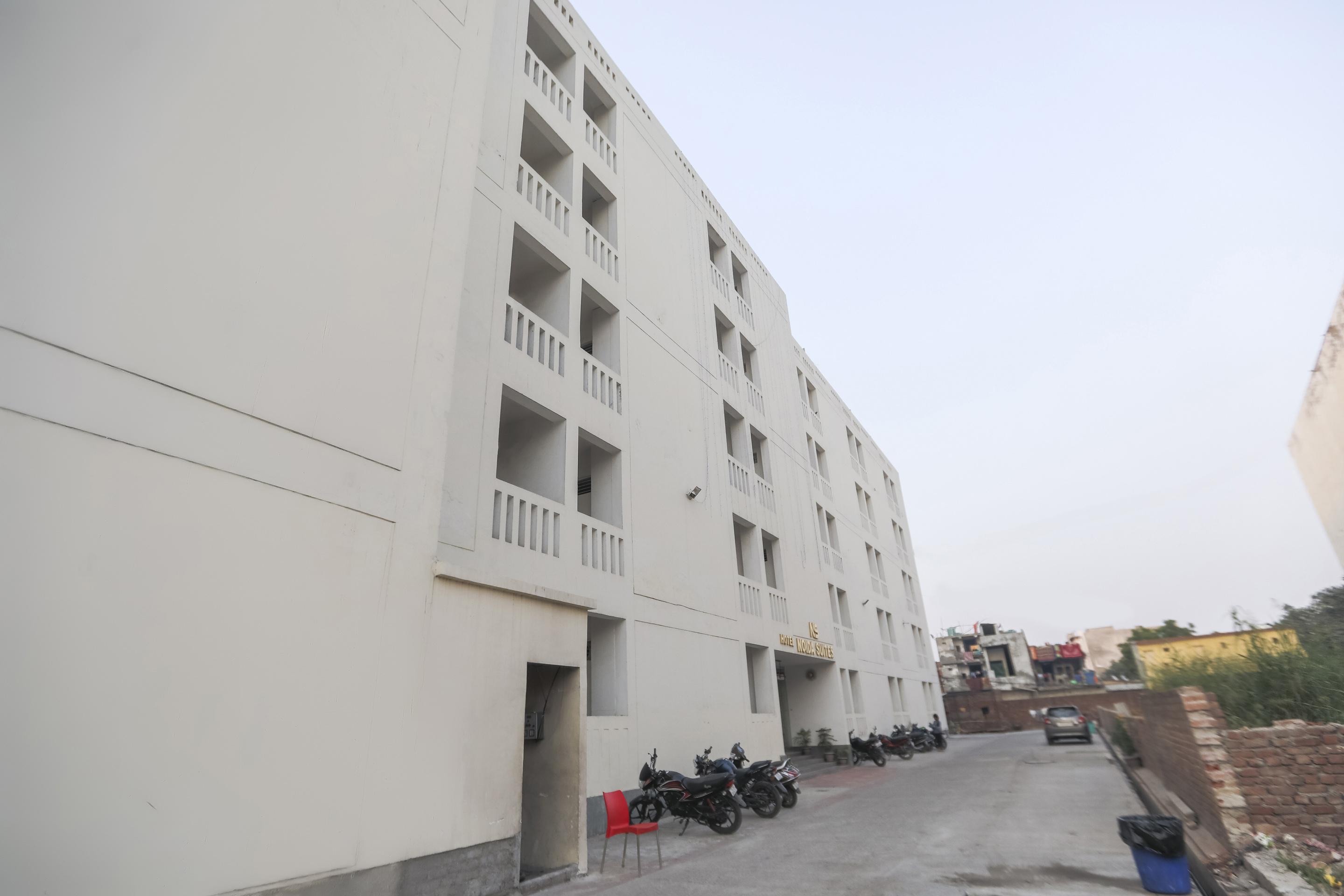 Capital O 13310 Noida Suites Exteriér fotografie