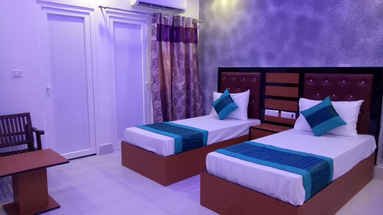 Capital O 13310 Noida Suites Exteriér fotografie